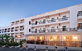 Mari Kristin Beach Hotel 3